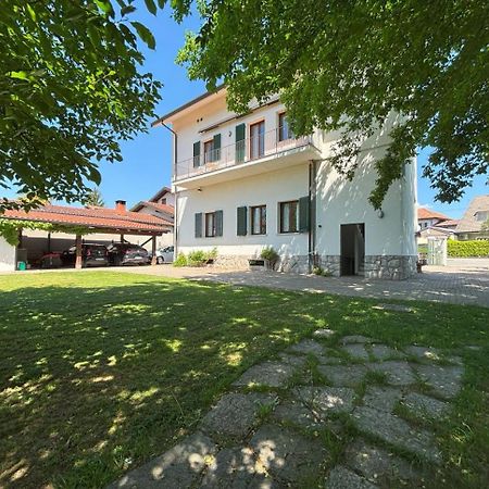 Casa Vacanze Magnolia Borgo Ticino Екстериор снимка