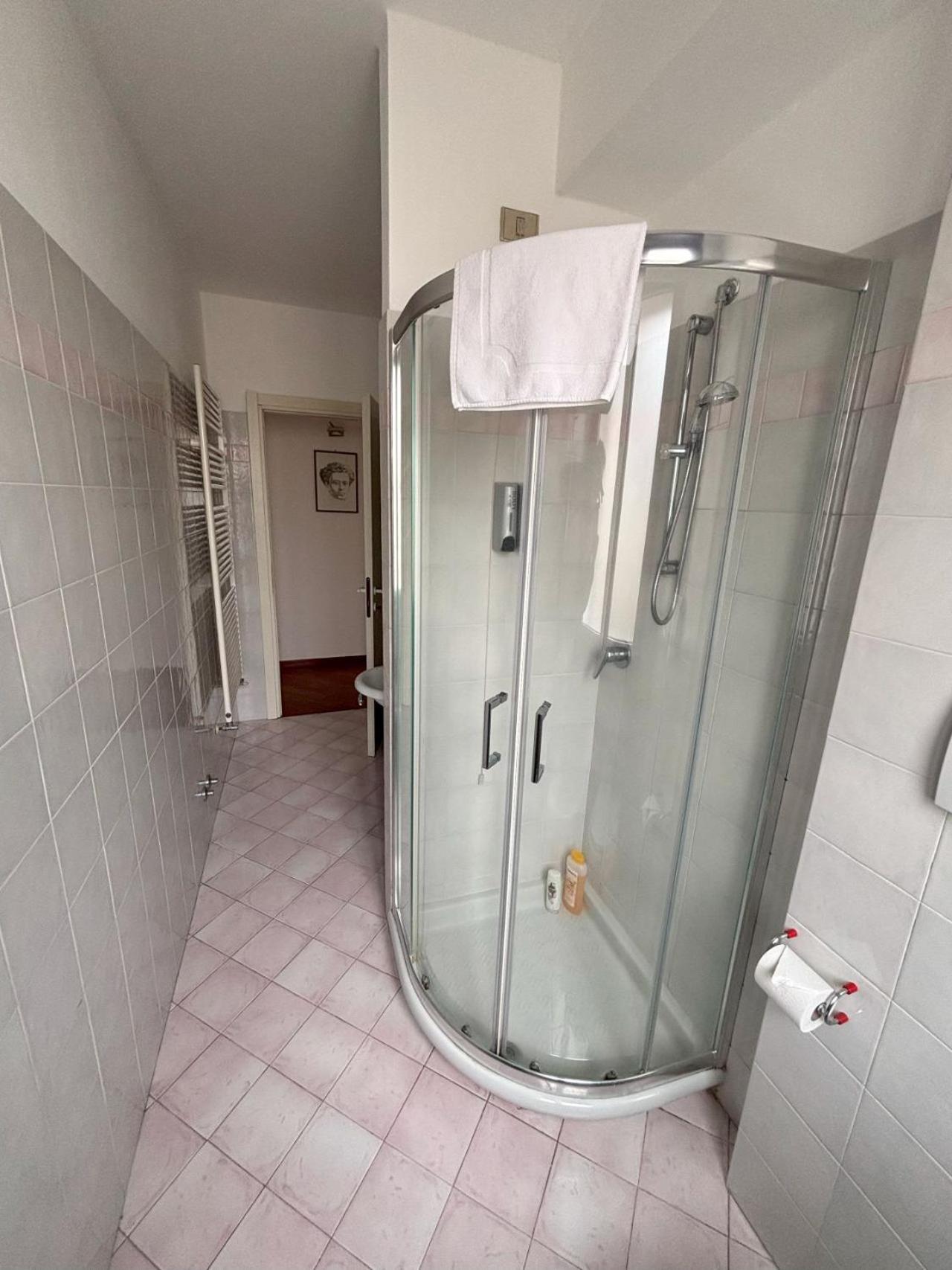 Casa Vacanze Magnolia Borgo Ticino Екстериор снимка