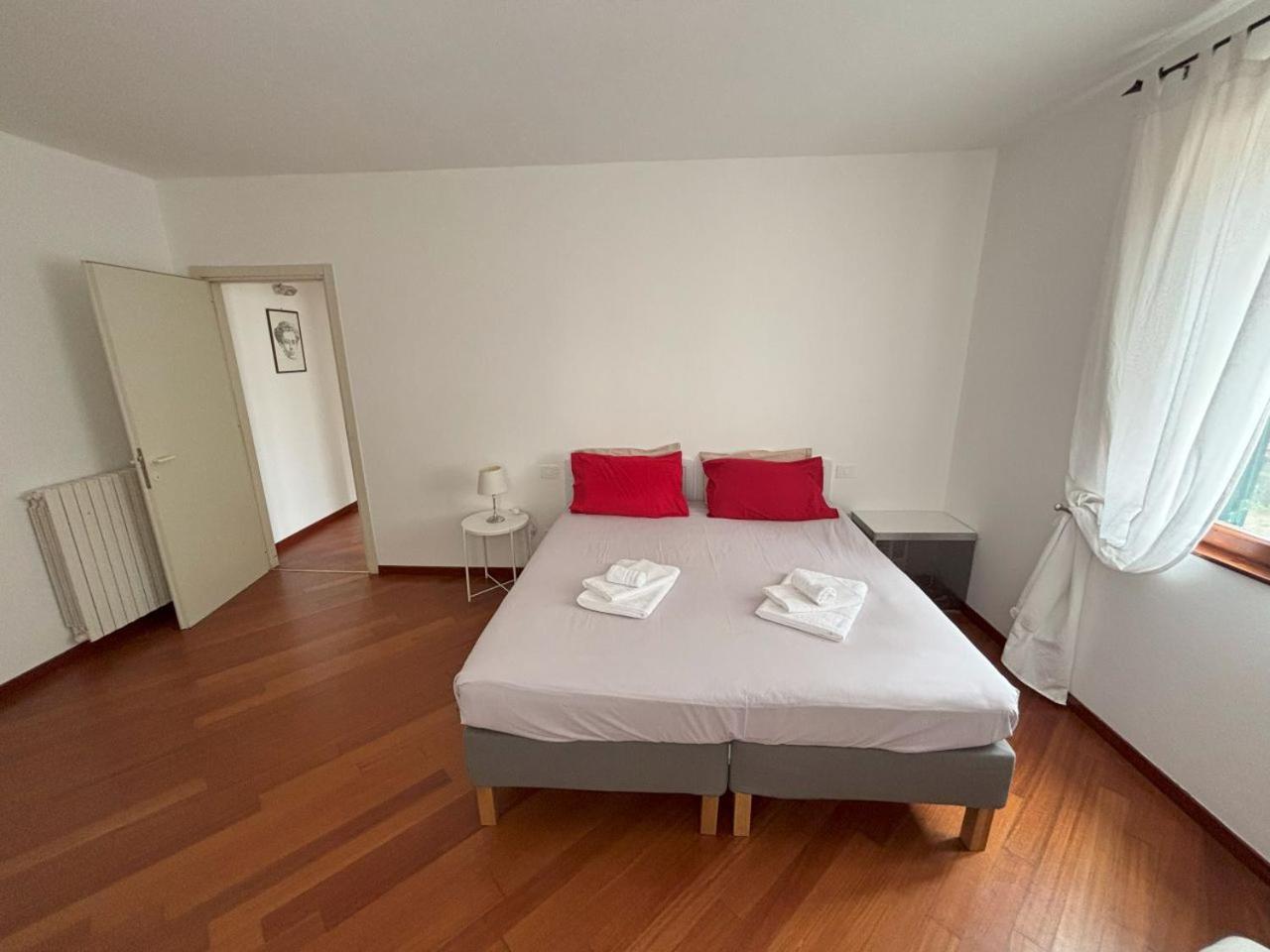 Casa Vacanze Magnolia Borgo Ticino Екстериор снимка