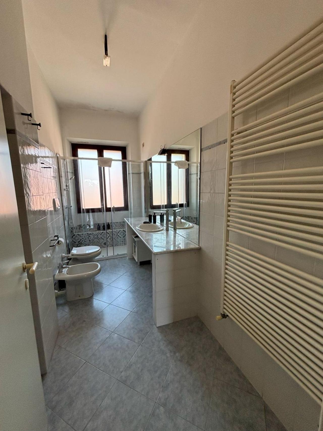 Casa Vacanze Magnolia Borgo Ticino Екстериор снимка