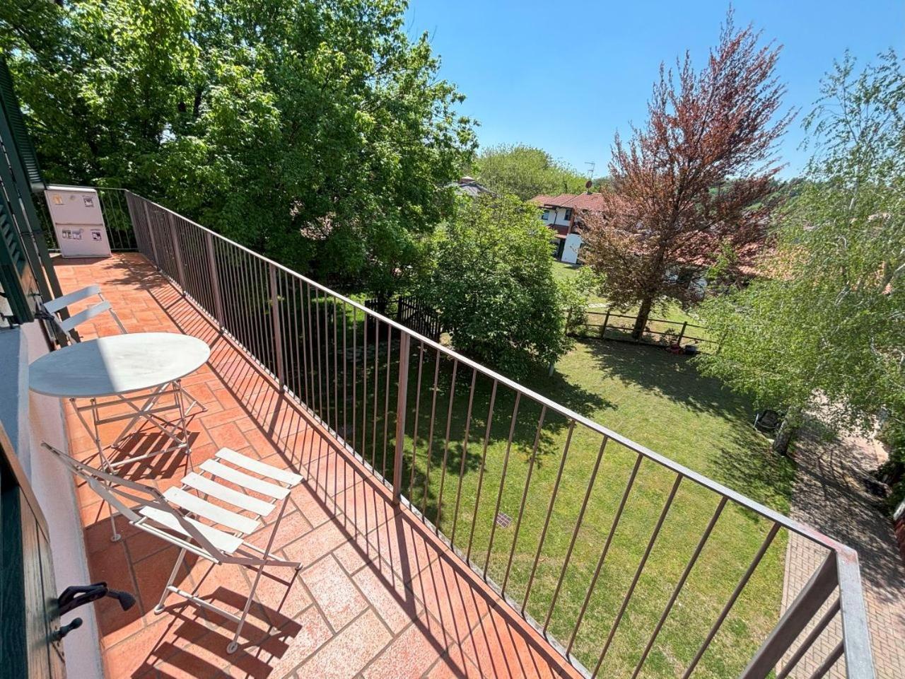 Casa Vacanze Magnolia Borgo Ticino Екстериор снимка