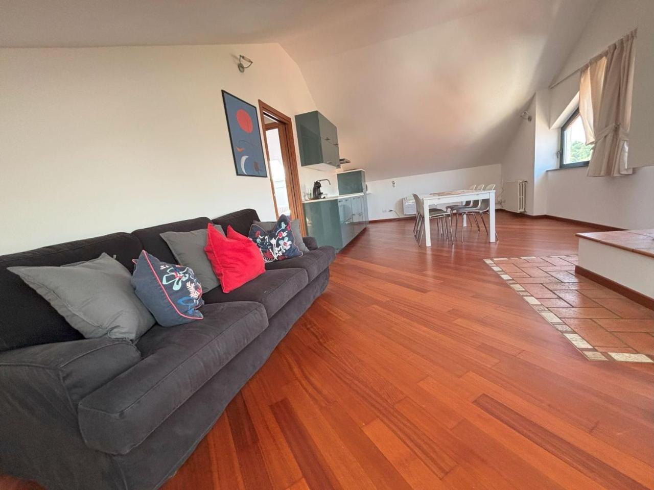 Casa Vacanze Magnolia Borgo Ticino Екстериор снимка