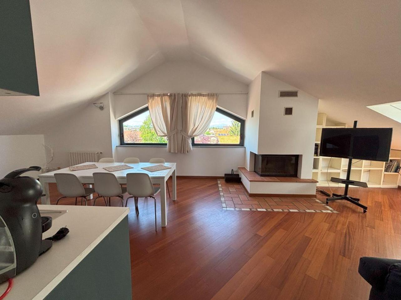 Casa Vacanze Magnolia Borgo Ticino Екстериор снимка