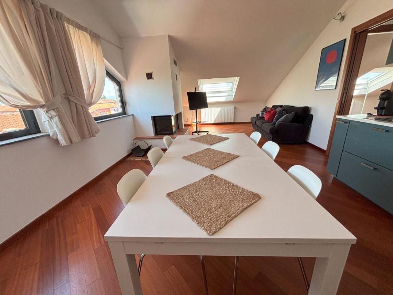 Casa Vacanze Magnolia Borgo Ticino Екстериор снимка
