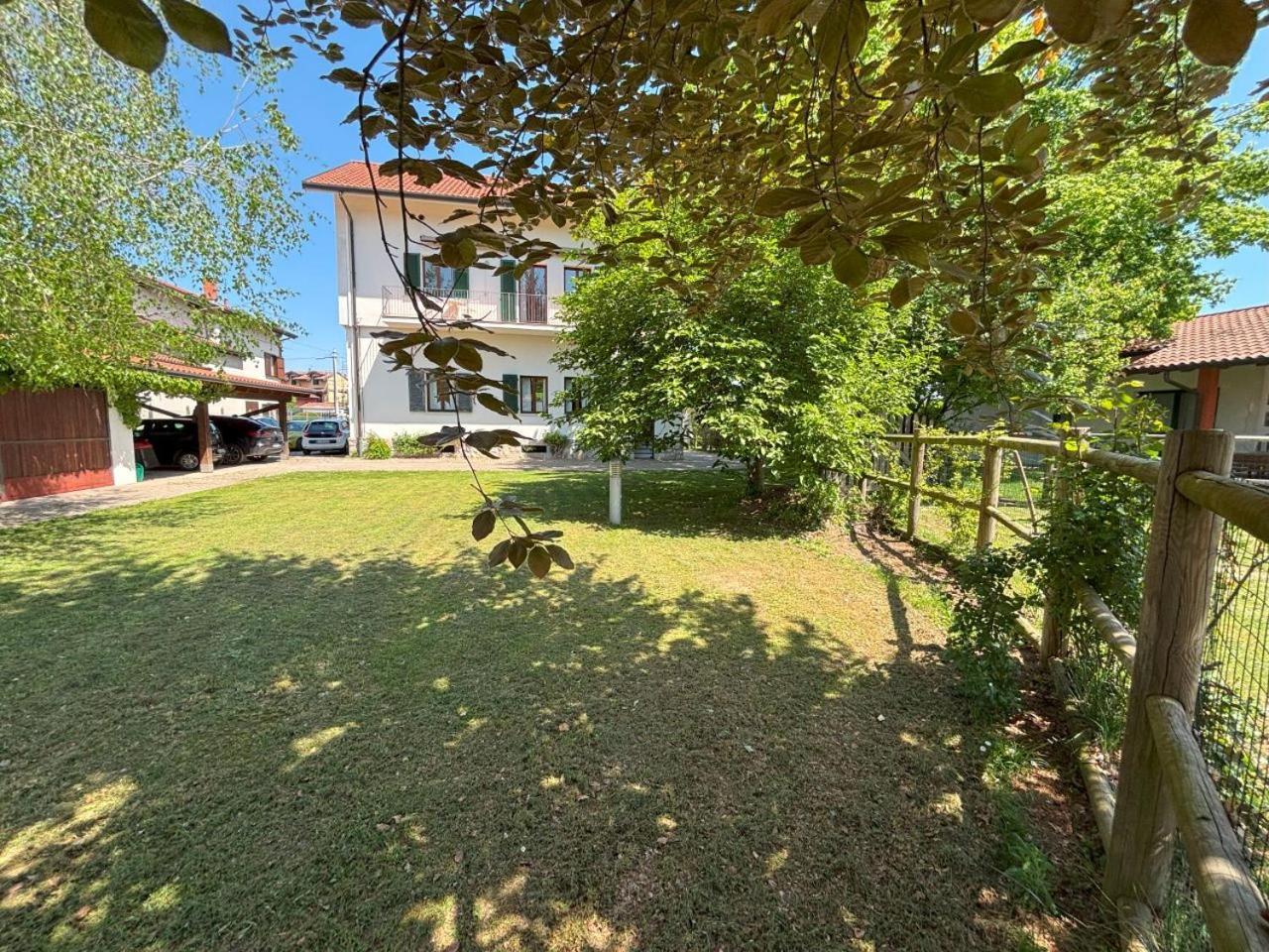 Casa Vacanze Magnolia Borgo Ticino Екстериор снимка